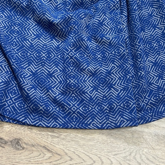 Blue and Grey Patterned Dress W/ Pockets - Picture 2 of 7